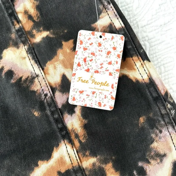 FREE PEOPLE NWT Tie Dye Zipper Back Mini Skirt Sz 4 - Picture 5 of 10